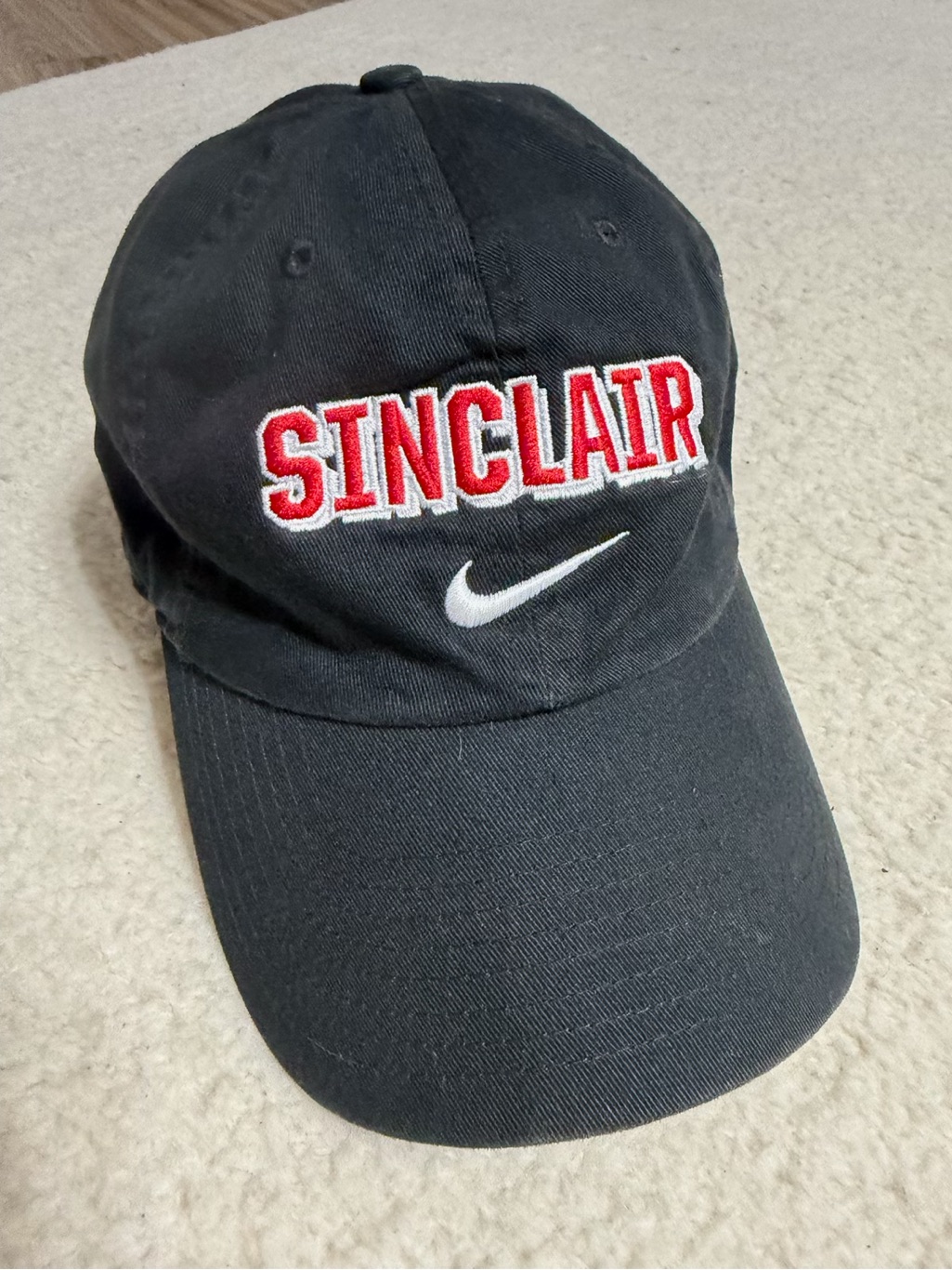 Nike Black Cap With Red Sinclair Embroidery Hat